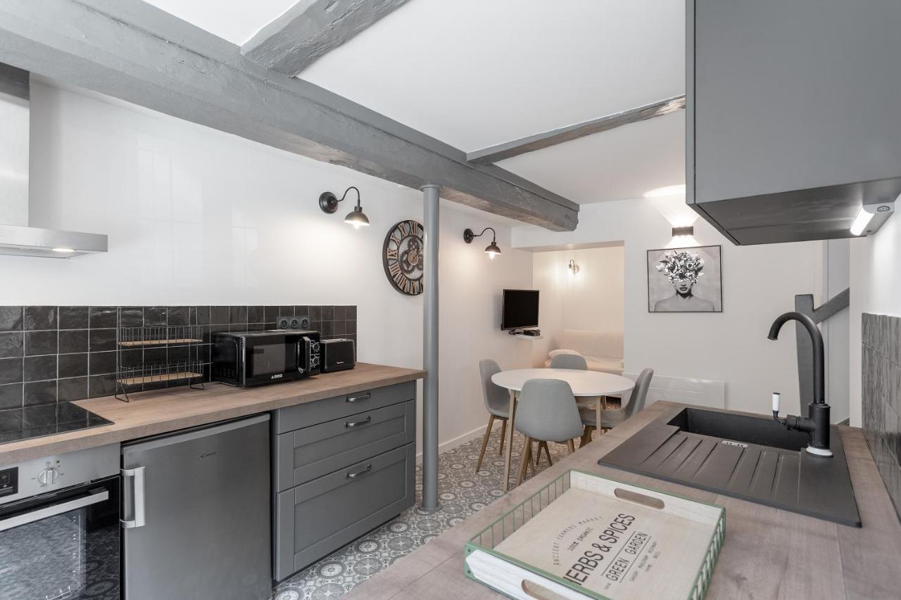 Ferienwohnung Un Petit Coin De Moyen Age Beauvais Exterior foto